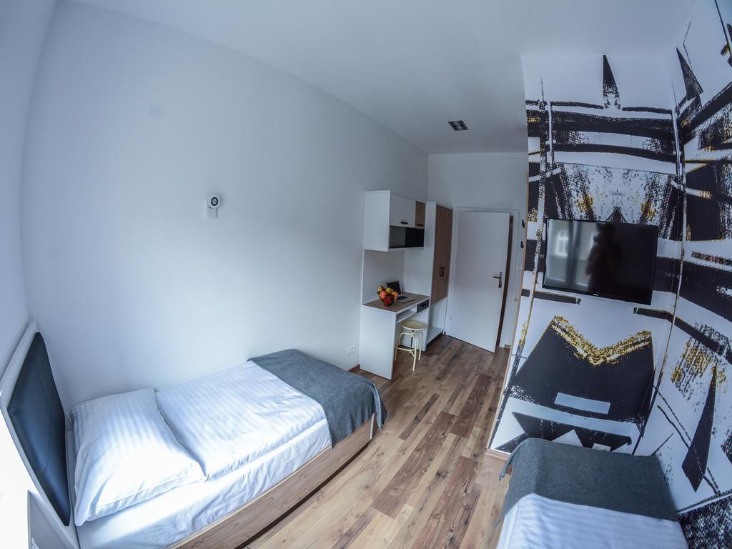 Mariacka 13 Wygodne Spanie Katowice Luaran gambar