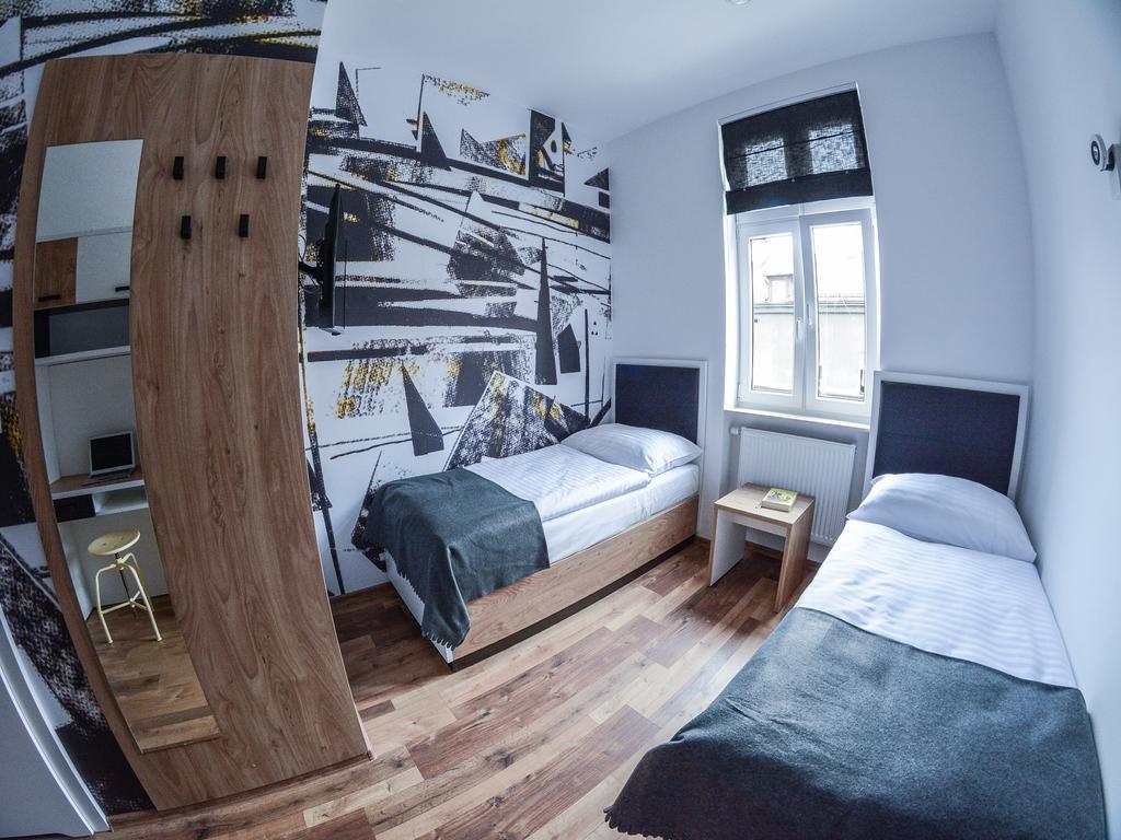 Mariacka 13 Wygodne Spanie Katowice Luaran gambar