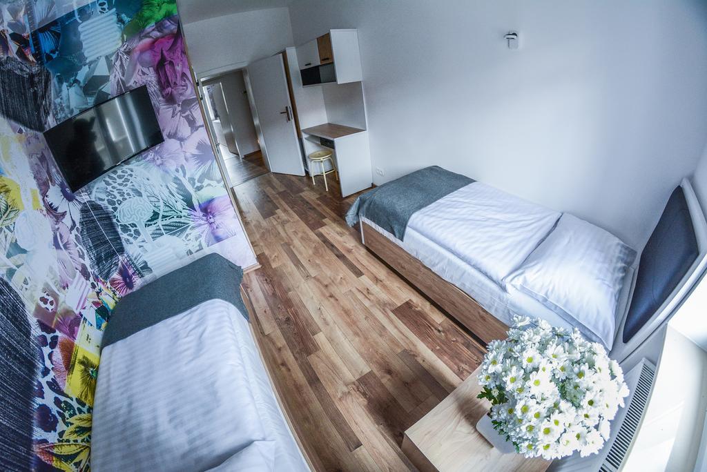 Mariacka 13 Wygodne Spanie Katowice Luaran gambar